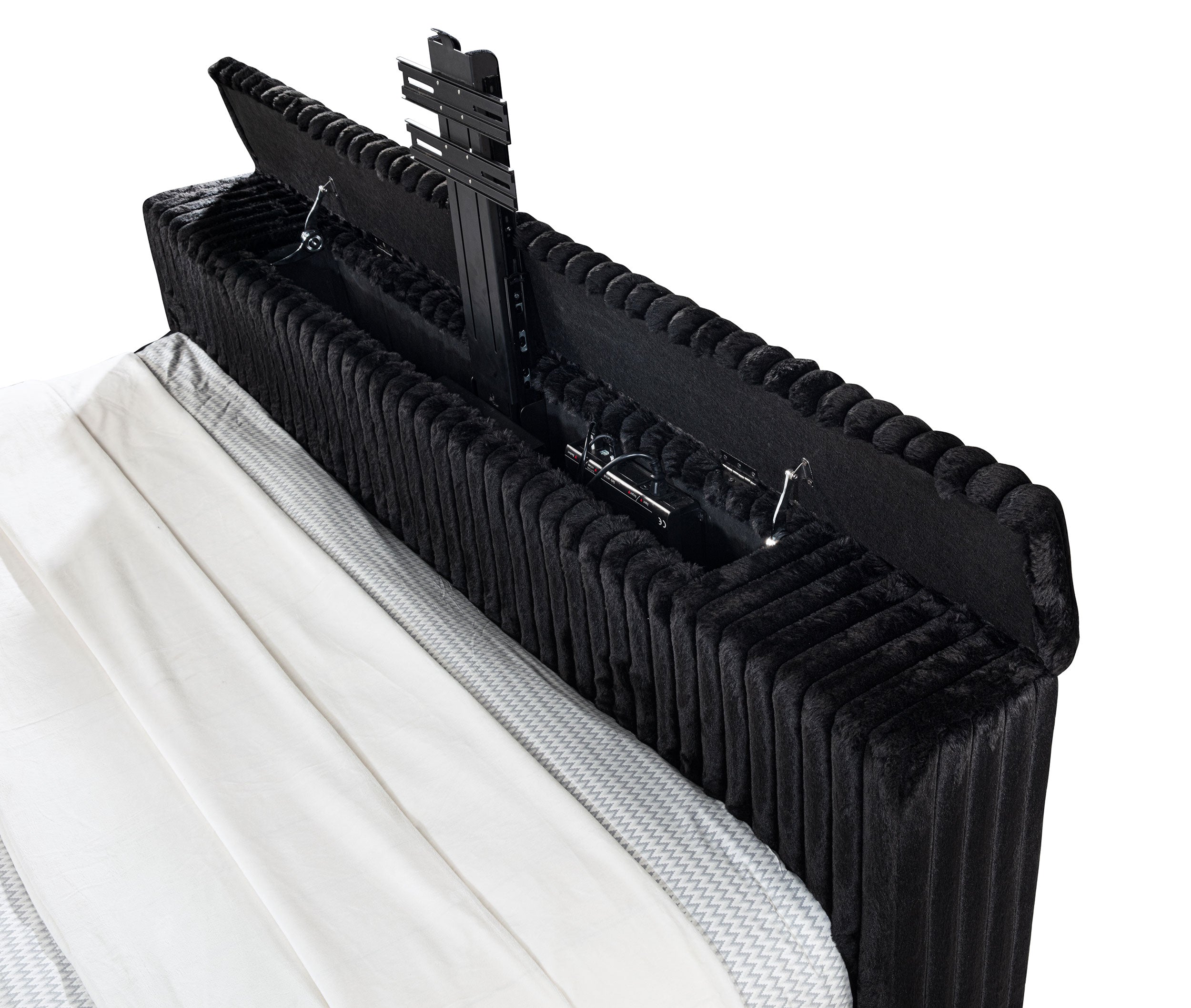 Centergrove Wingback TV Bed