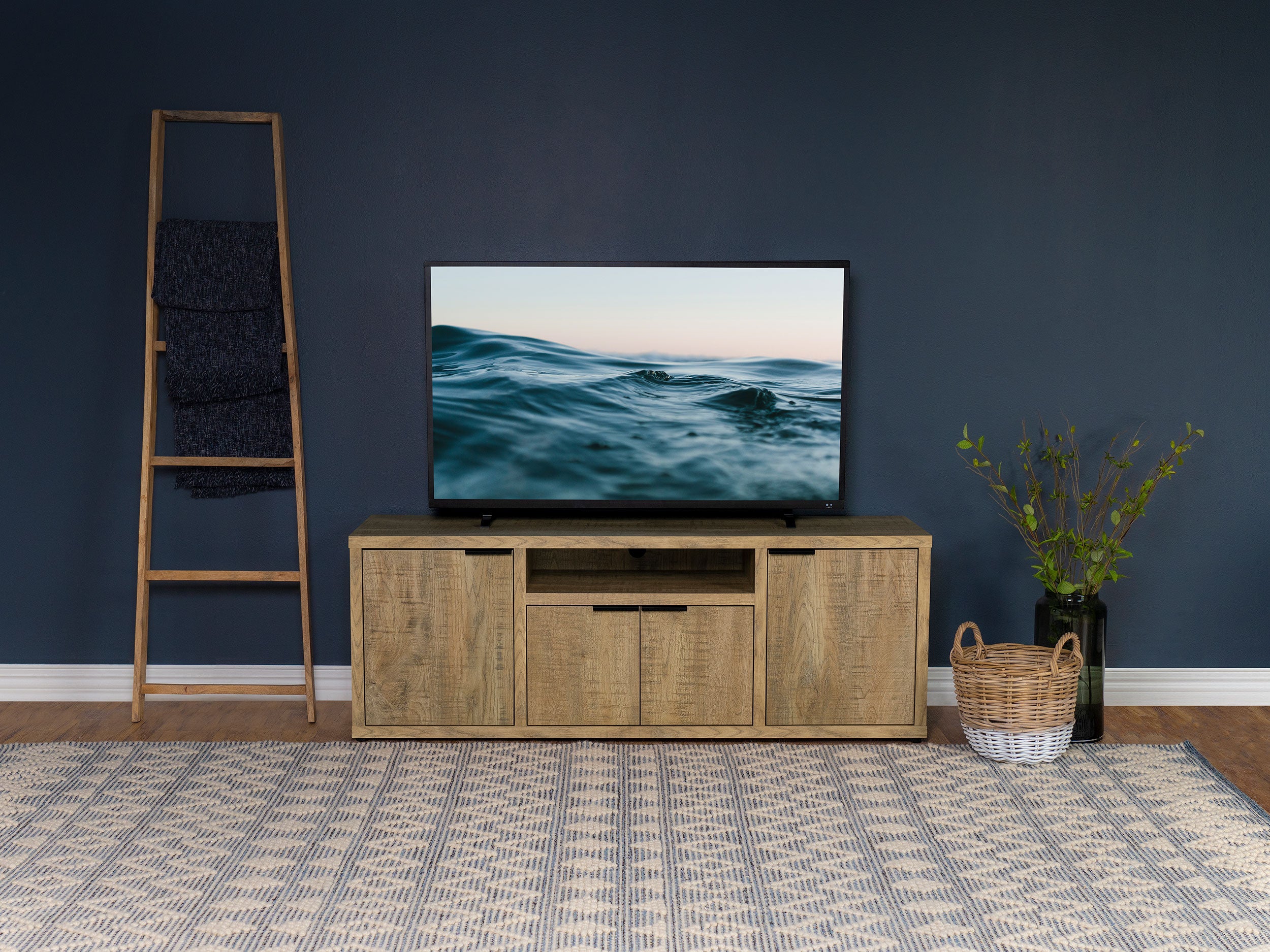 Tabby TV Stand