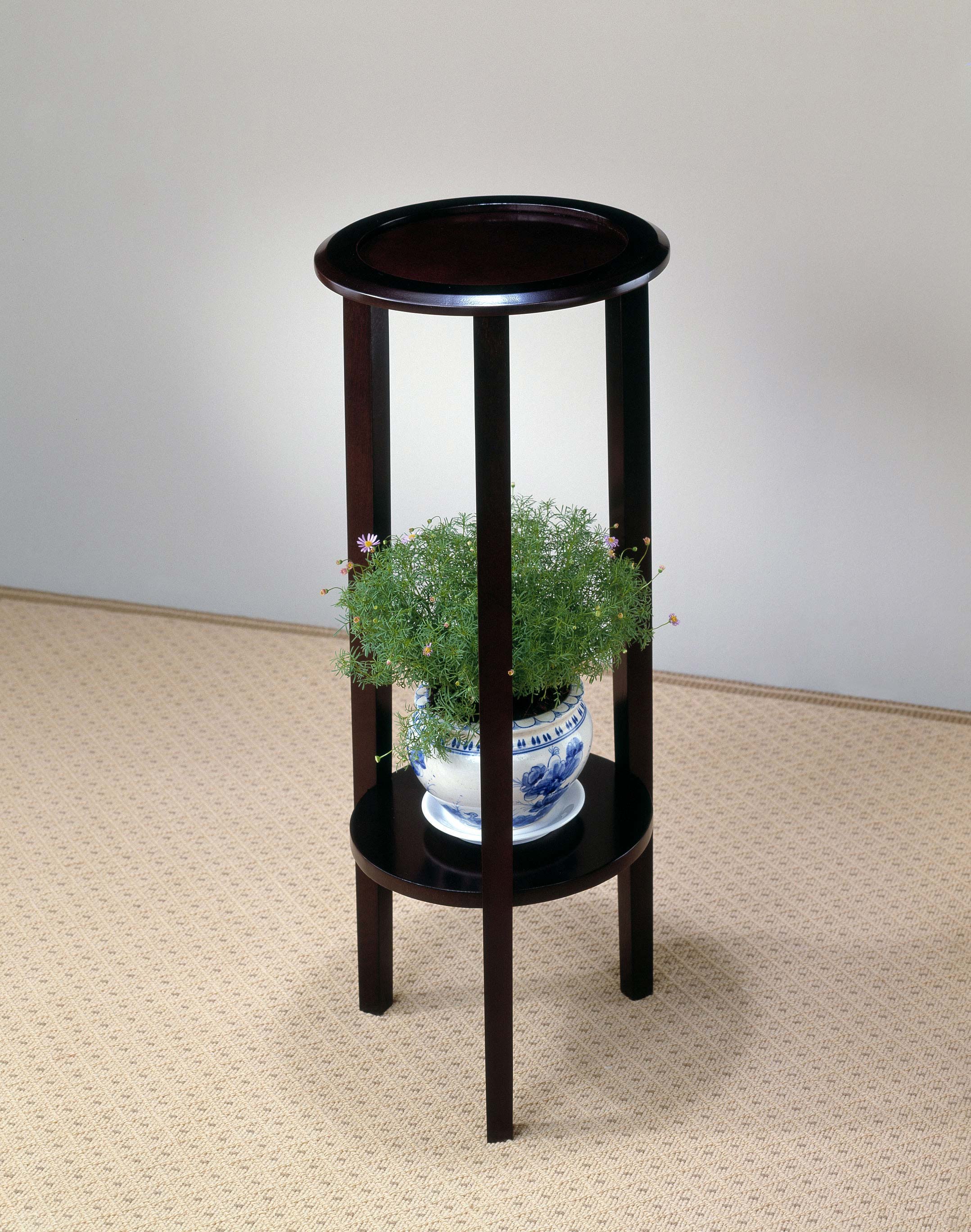 Kirk Plant Stand