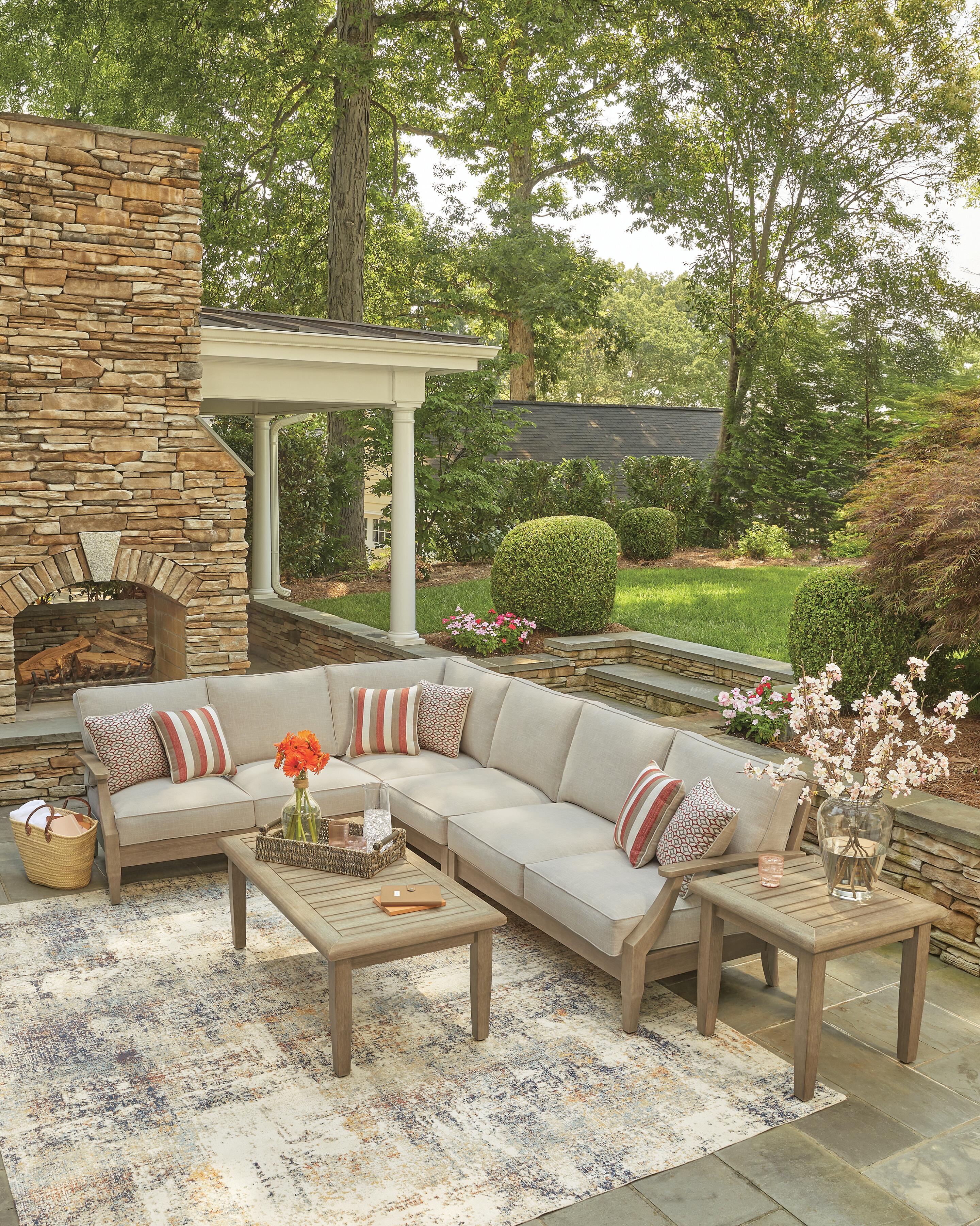 Clare View Outdoor Sectional