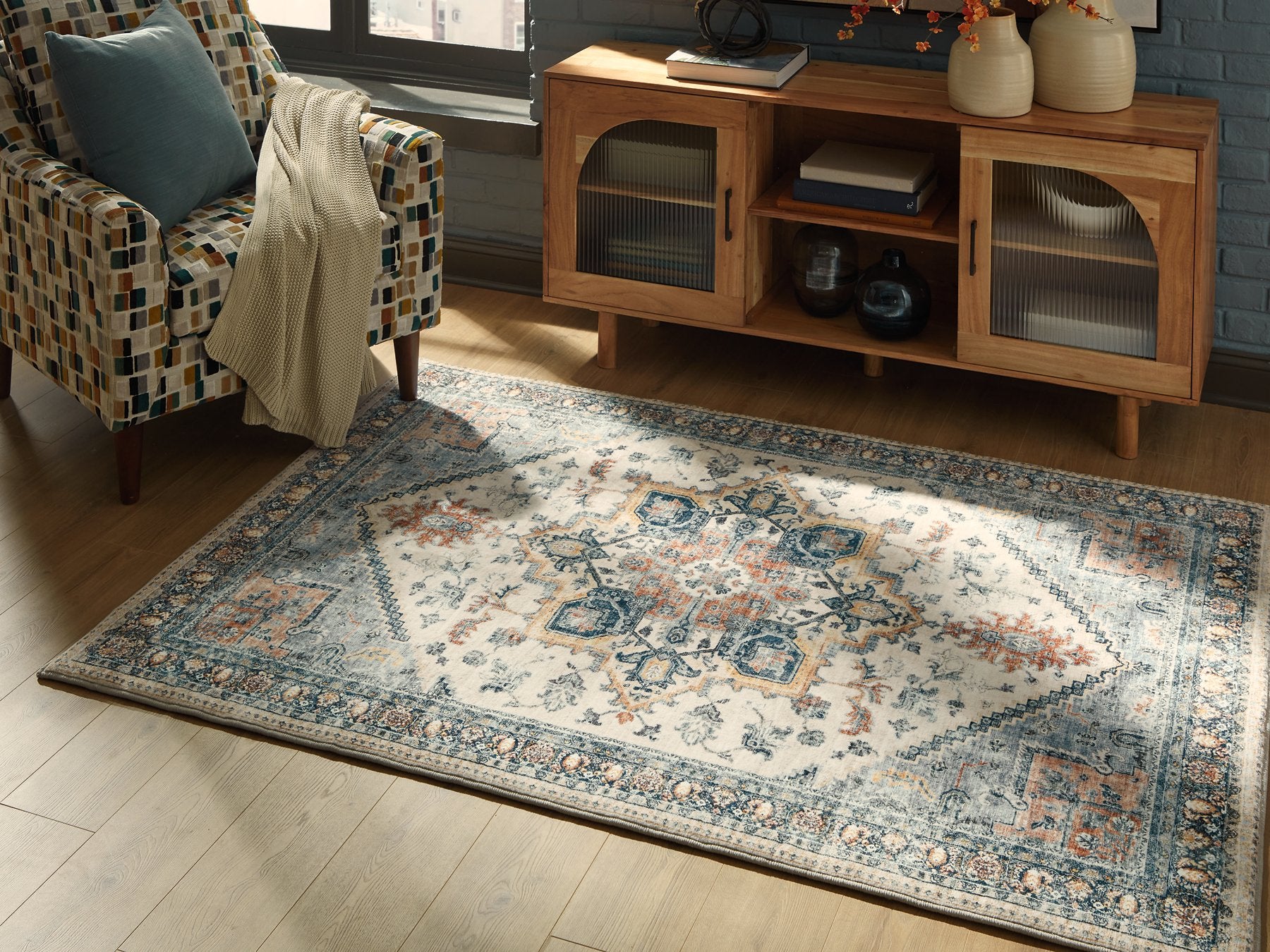 Wallney Area Rug