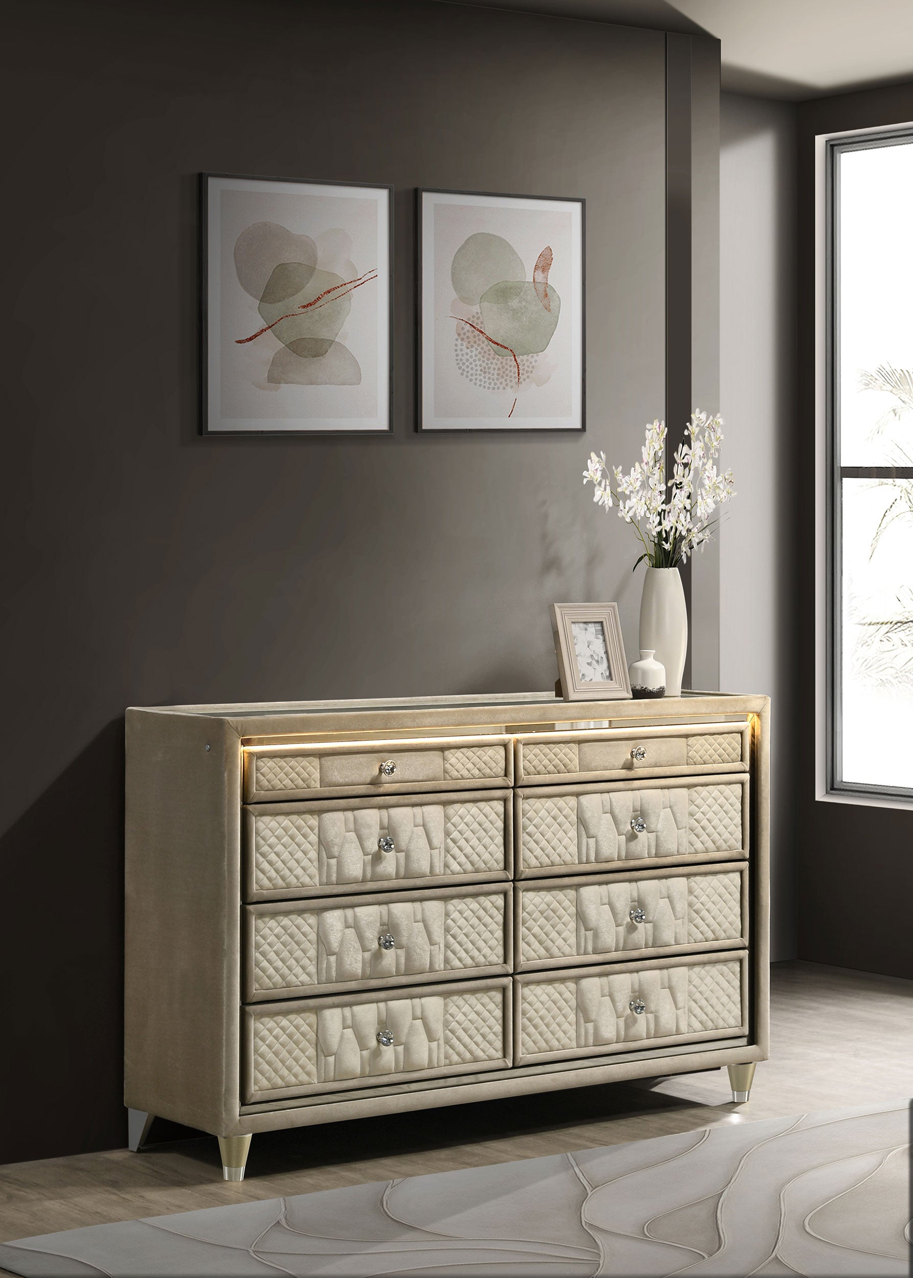 Lorient LED Dresser