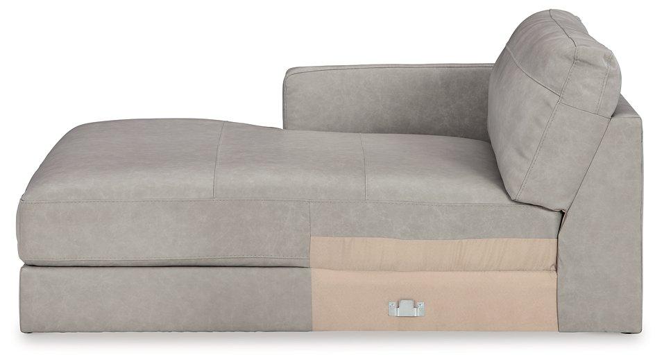 Amiata Sectional with Chaise