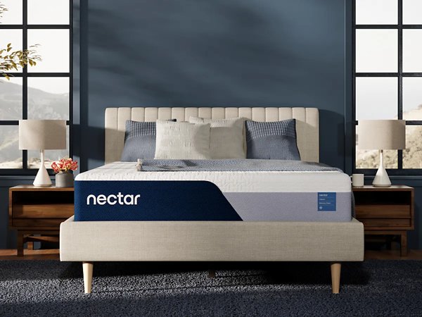 Nectar Classic Memory Foam 5.1 Mattress image