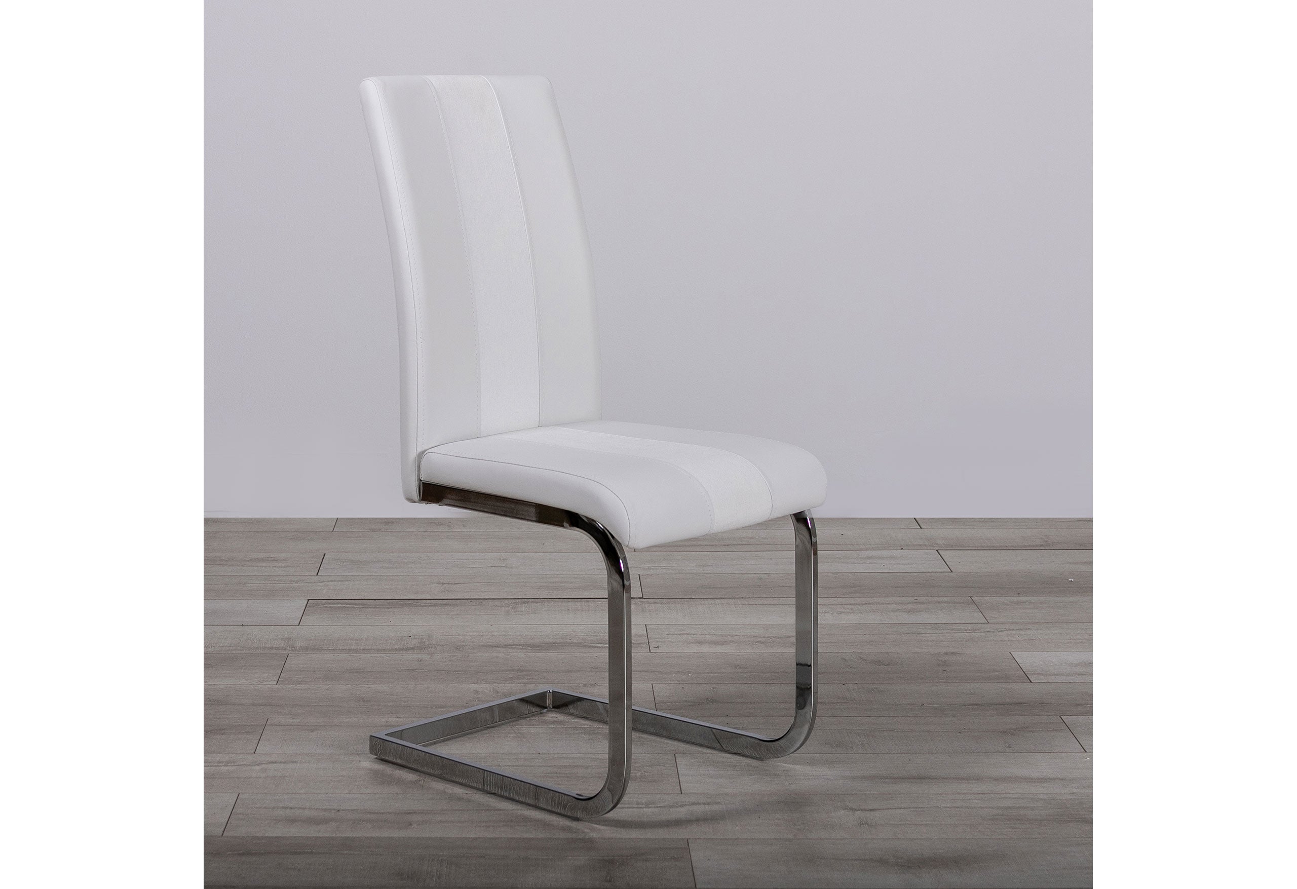 D915 WHITE DINING CHAIR